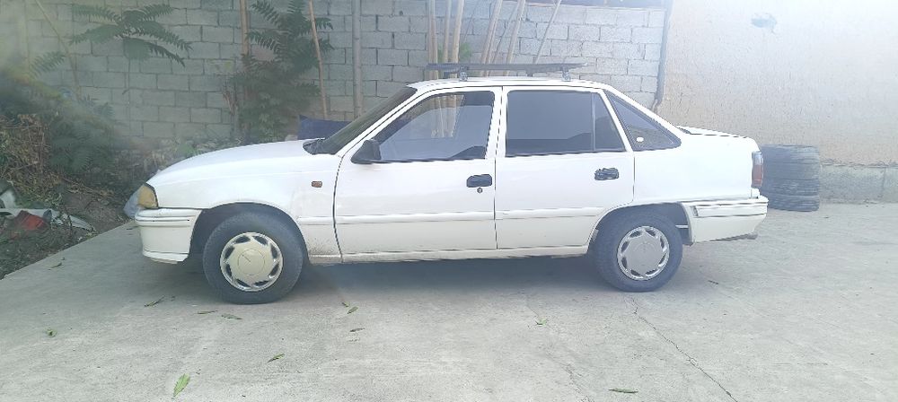 Daewoo racer сотилади