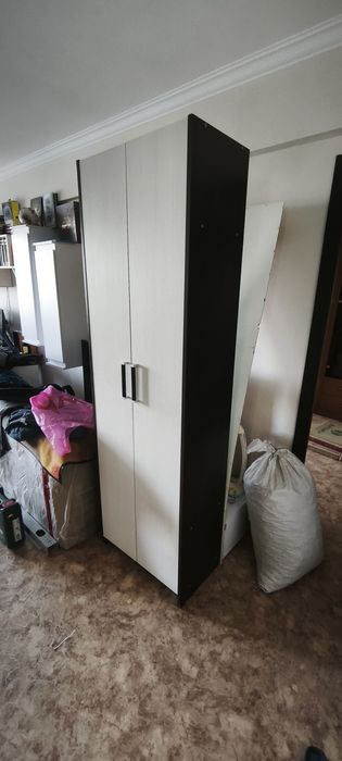 Продам прихожую Б/У