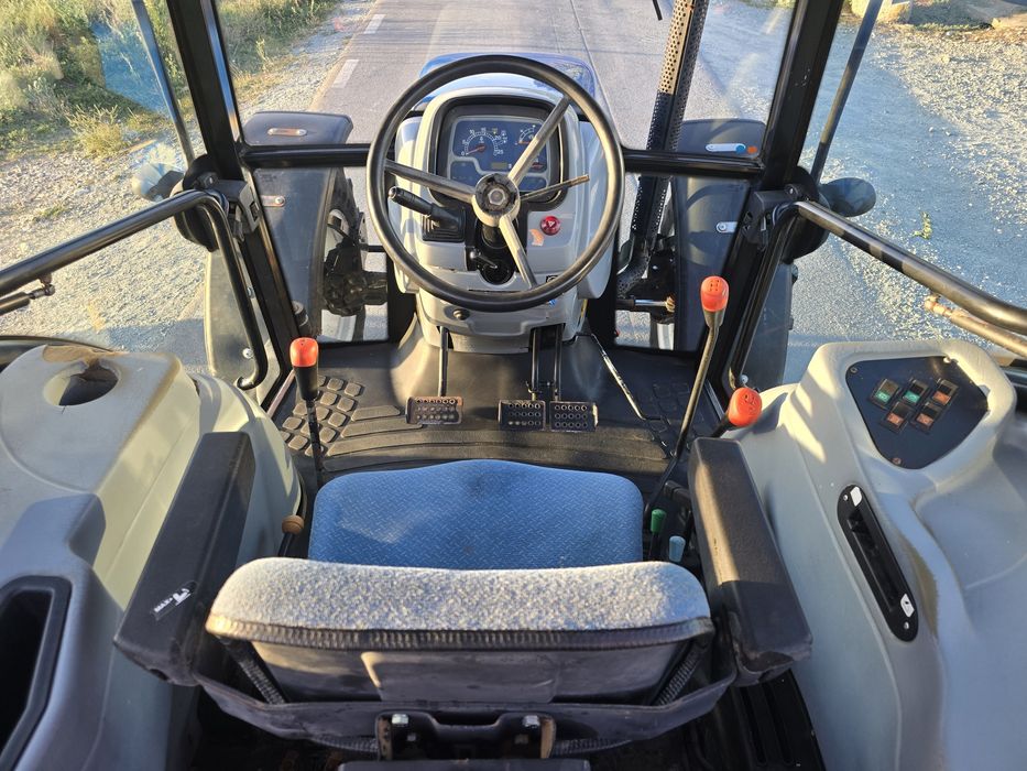 New Holland TD5050