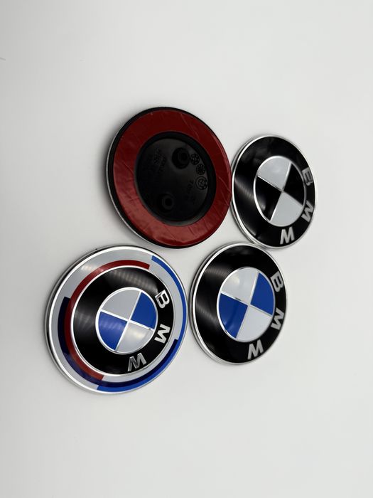 Emblema BMW Compatibila F10 fata 82 mm
