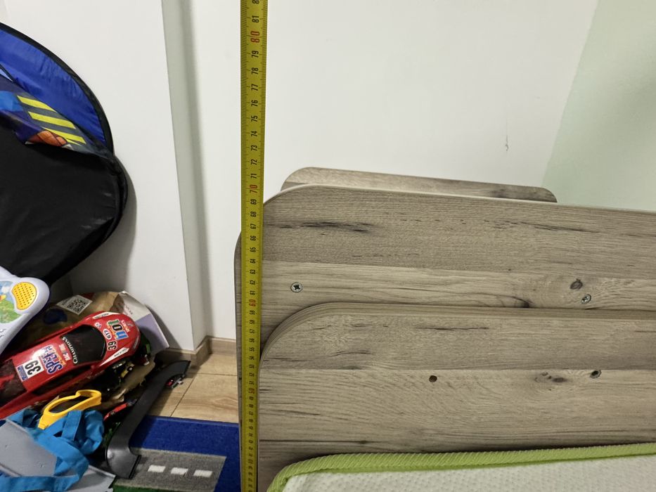 Детско легло с матрак и шкаф