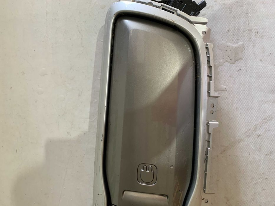 Grila radiator  Kia Soul EV  cod origine  86352-E4100