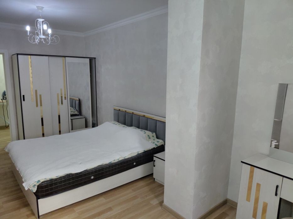 Метро Космонавтов- Аренда 2 комнатная Квартиры