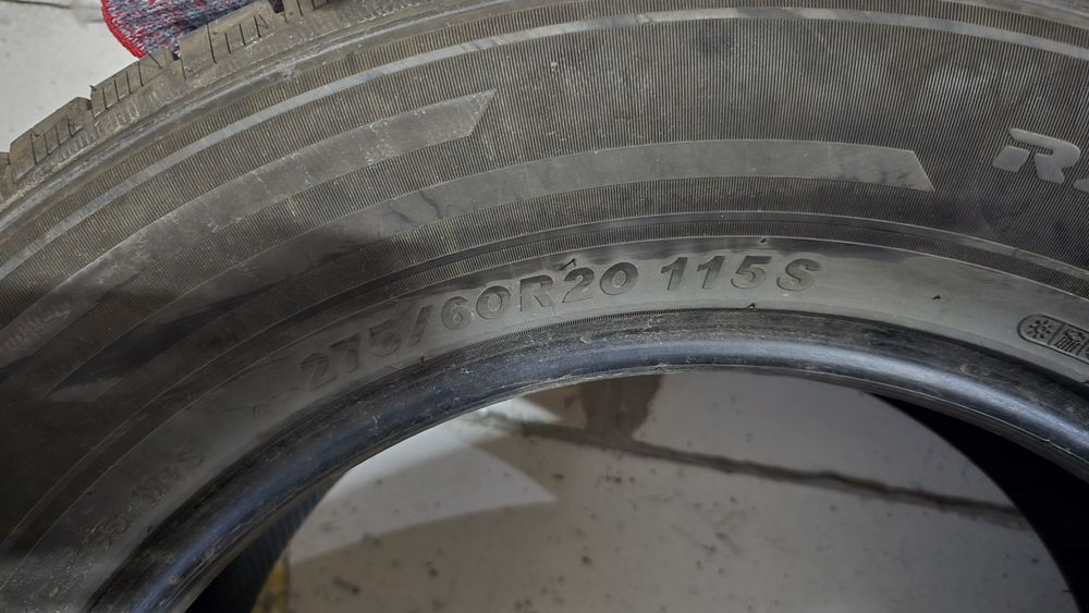 Колёса Roadx 275/60 R20 115S.
