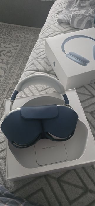 Air pods max в идеальном состоянии.