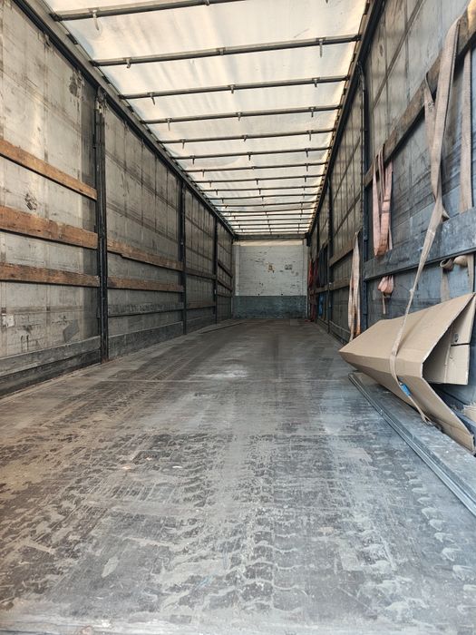 Semiremorca SCHMITZ 2011