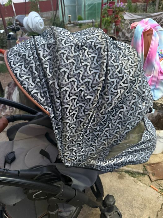 Бебешка количка в много добро състояние