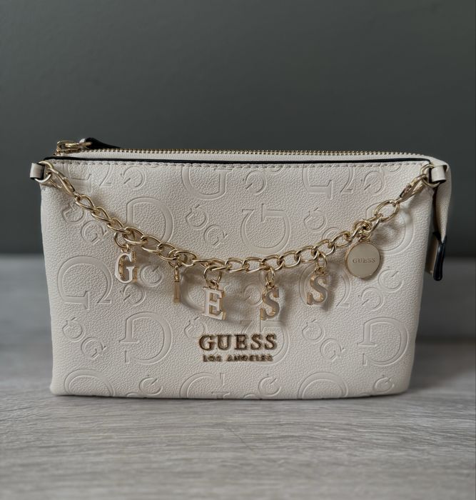 Чанта/Клъч на Guess