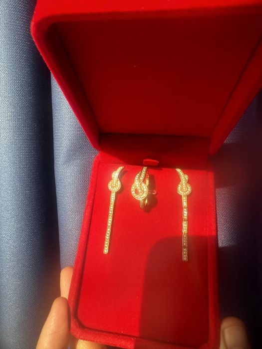 Набор из итальянского золота 750 пробы с бриллиантами