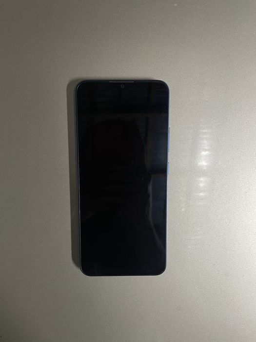 В продаже Realme C11