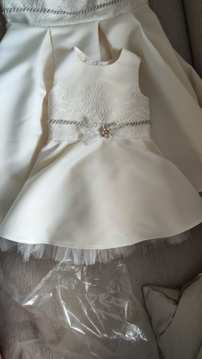 Рокли мама и бебе за кръщене, обувчици и диадема