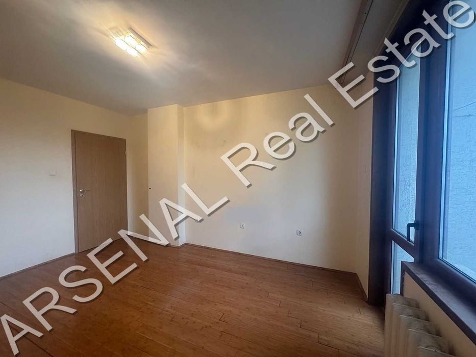 Продаваме многостаен апартамент, кв. Младост 2