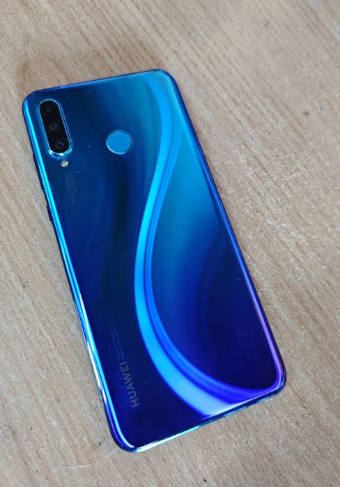 Продам телефон Huawei