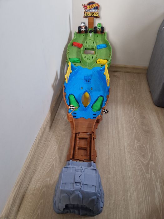 Детска писта Hot Wheels Monster Truck