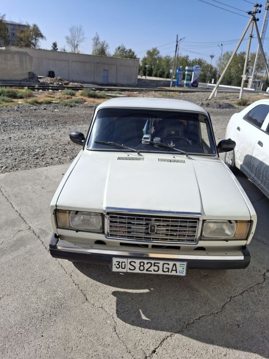 Naxt sotiladi.srochna