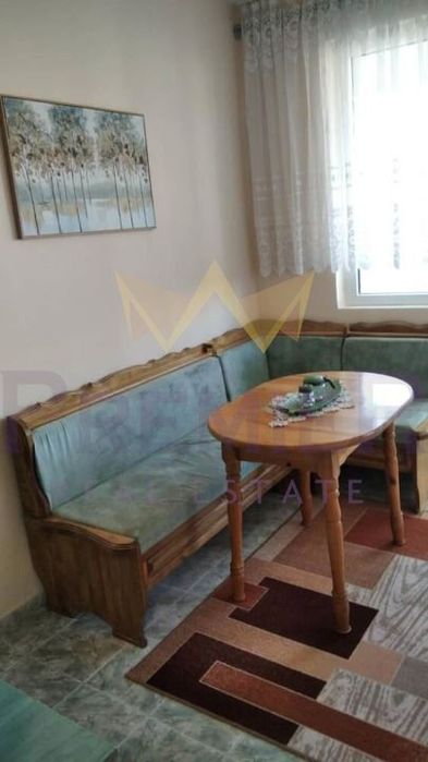 Дава се под наем Тристаен апартамент в Варна, Възраждане 1 - 90 кв.м за 612 € - Снимка #2