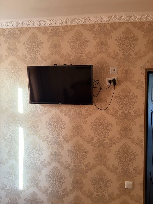 Продаю телевизор не смарт,