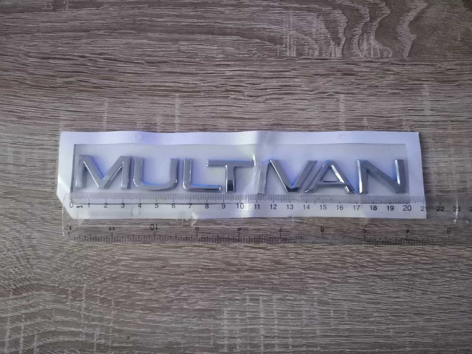 надпис Volkswagen Multivan нов шрифт