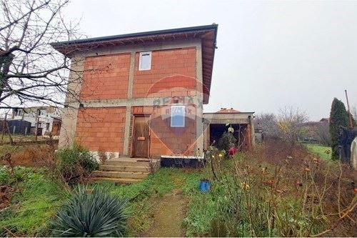 Продава се Къща в с. Звездица, Област Варна - 209 кв.м за 838 €/кв.м - Снимка #2