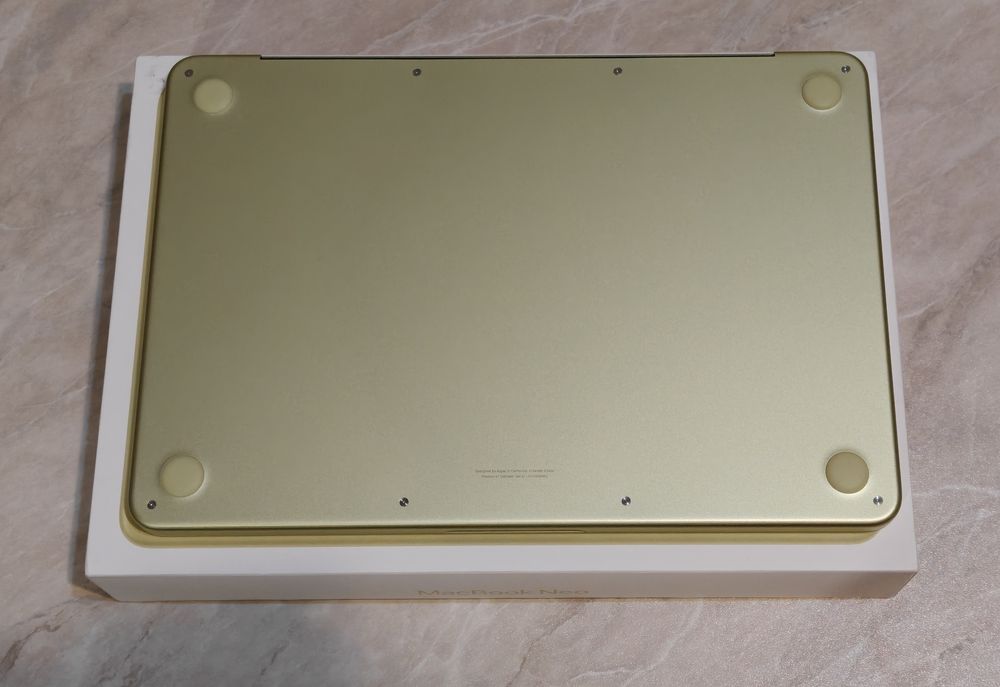 MacBook Neo 256Gb 1 цикл