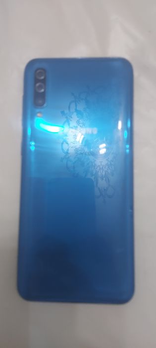 Продам Samsung A50, 128Gb