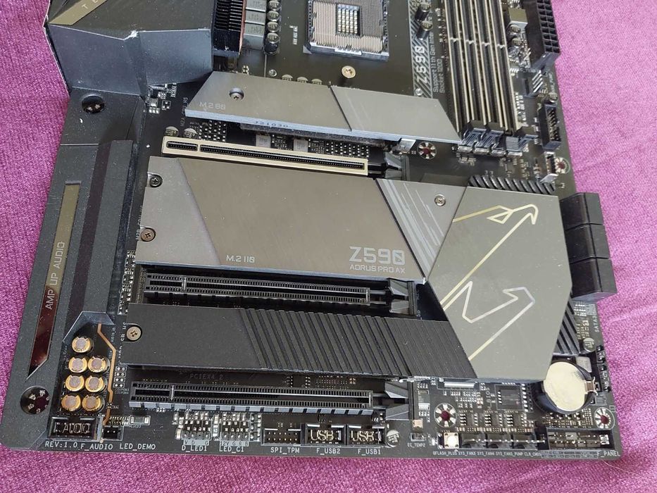 Gigabyte Z590 Aorus Pro AX Wi-Fi