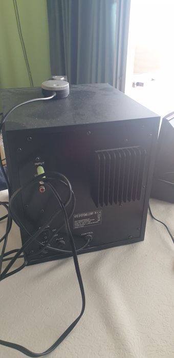 Genius колонки с саббуфером