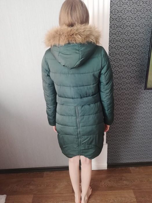 Продам куртку на девочку Зима