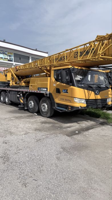 Продается авто кран XCMG наличе в Ташкенте