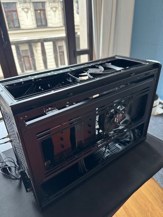 sistem desktop gaming pc ASUS TUF GAMING i7 14700k NVIDIA 5070 TI