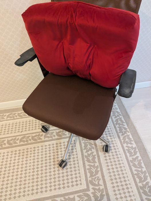 Стул компьютерный