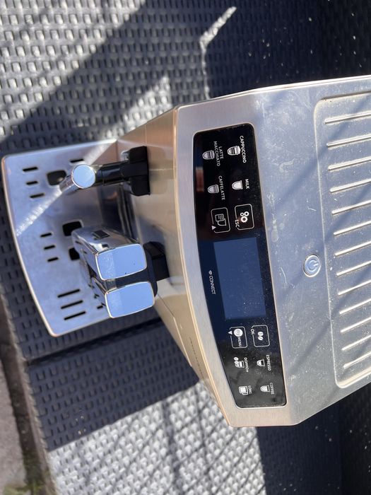 Aparat de Cafea DeLonghi PrimaDonna Evo