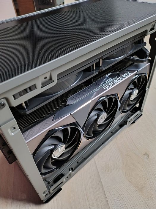 PC Gaming High-End: i7‑13700K + RTX 4080 + 32GB DDR5 6000