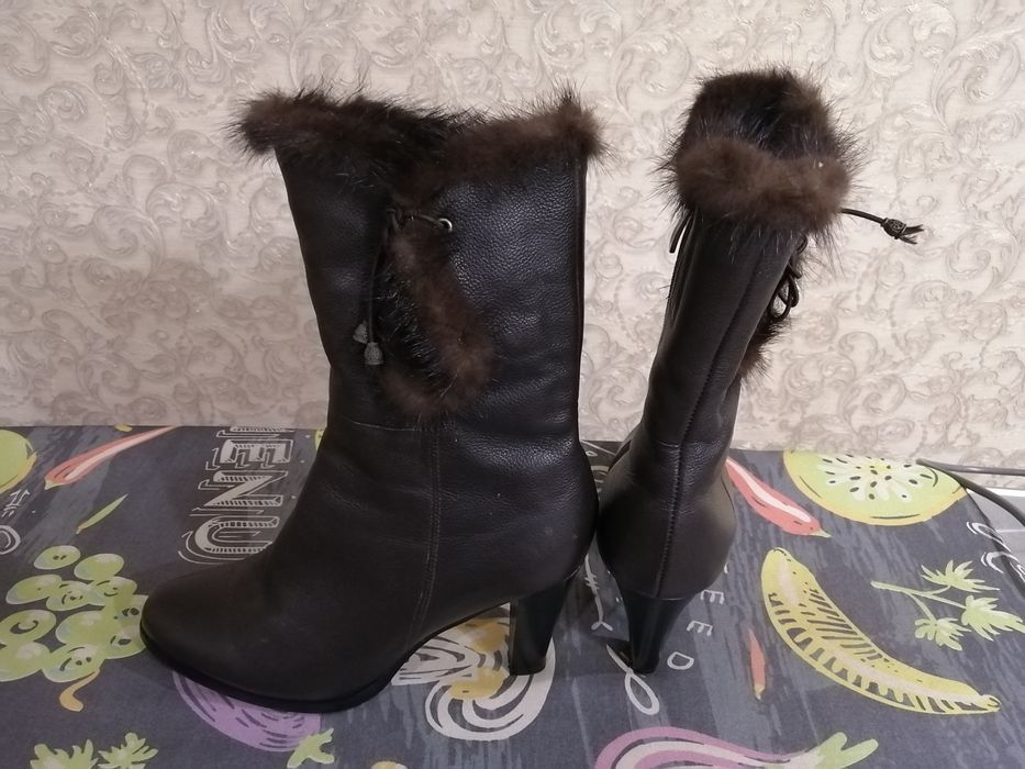 Продам сапоги женские