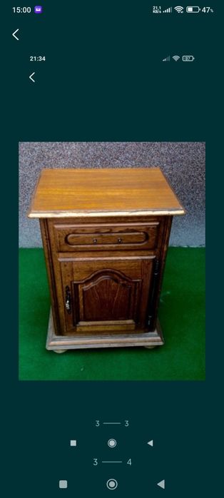 Preț fix Bufet plus măsuță noptieră din stejar trebuie băițuite