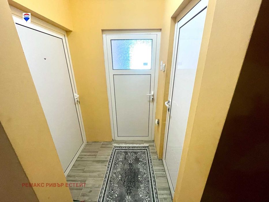 Продава се Тристаен апартамент в Русе, Здравец - 70 кв.м за 1623 €/кв.м - Снимка #9