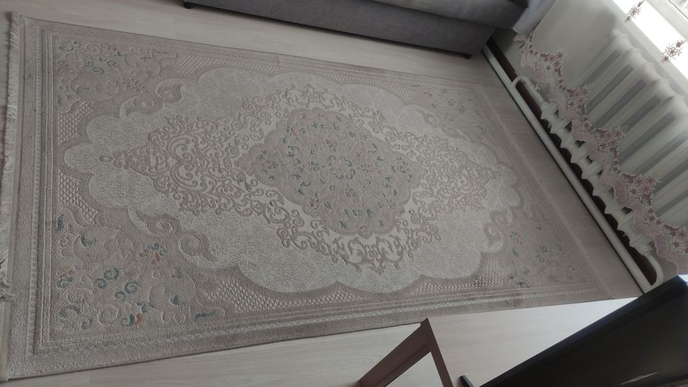 Продам ковры(2 шт)