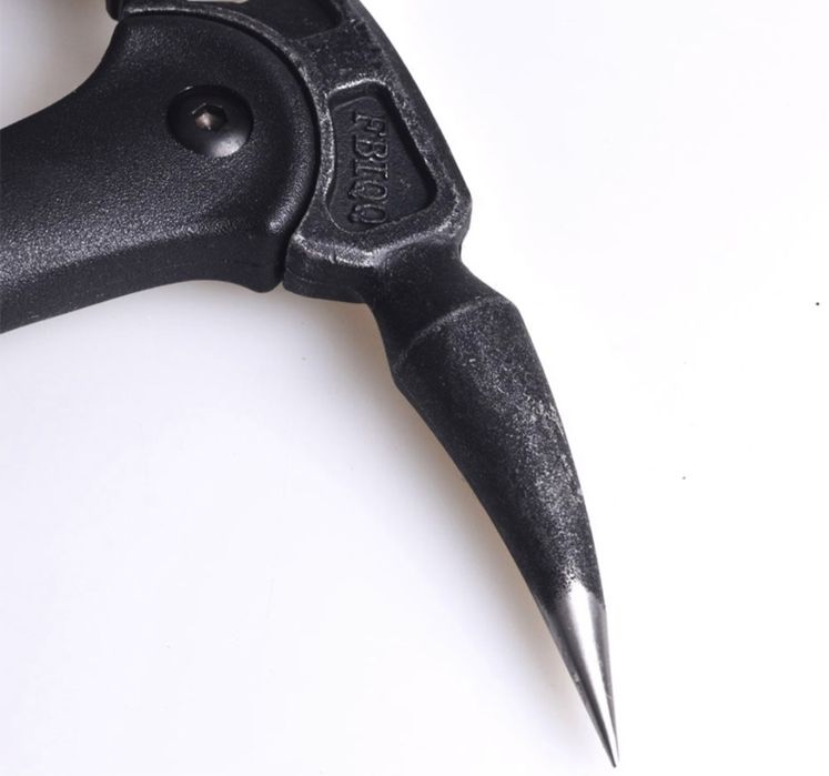 Тактическа томахавка SOG axe многофункционална за оцеляване туризъм