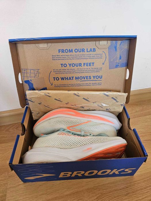 Маратонки за бягане Brooks Hyperion 3 W