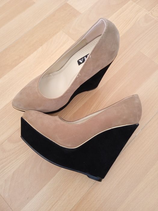 Дамски обувки на ток