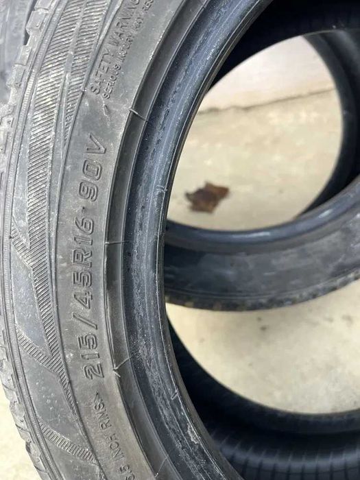 Anvelope/cauciucuri iarna 215 45 16