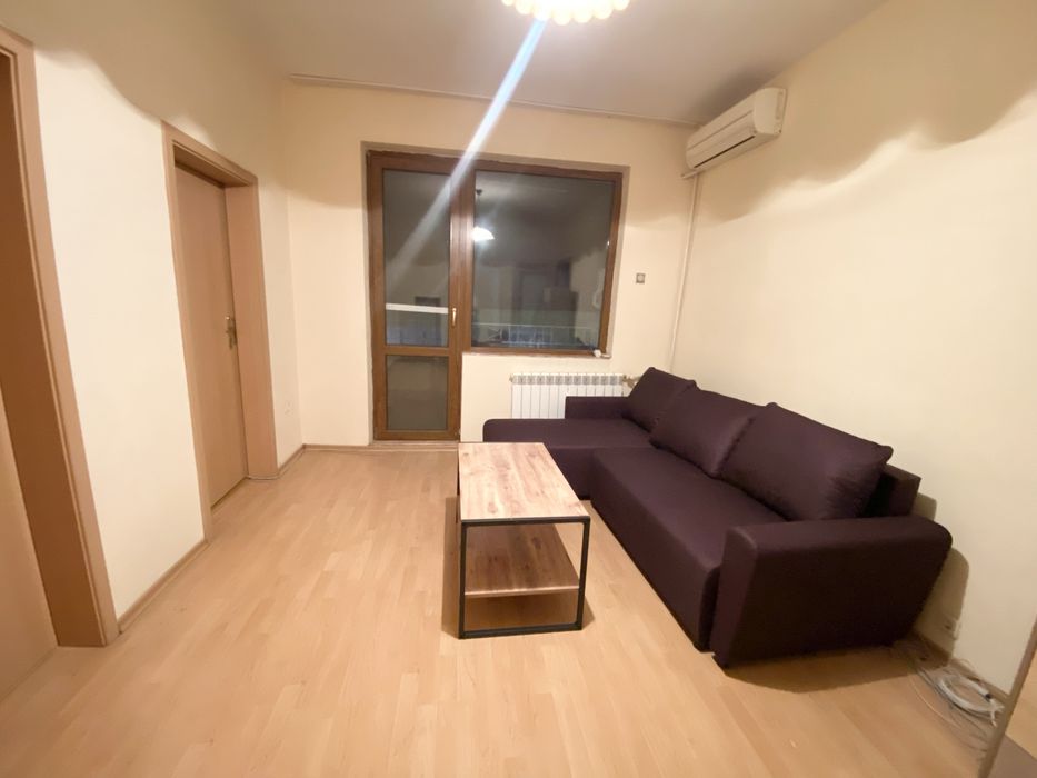 Дава се под наем Тристаен апартамент в Плевен, Идеален център - 80 кв.м за 500 € - Снимка #5