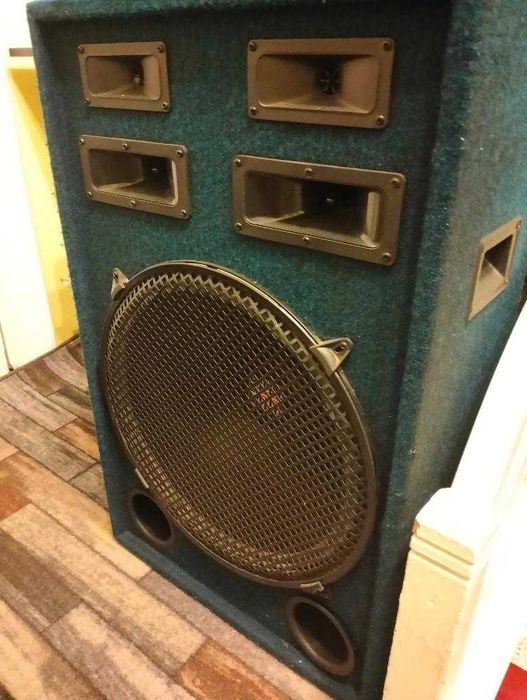 Boxe audio Raveland bass reflex 300 w (nr2)