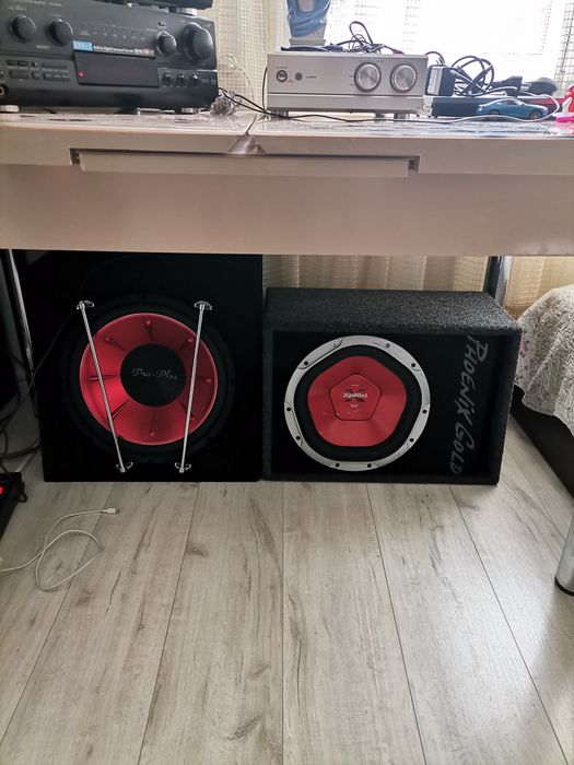 Vând subwoofer activ Phoenix Gold