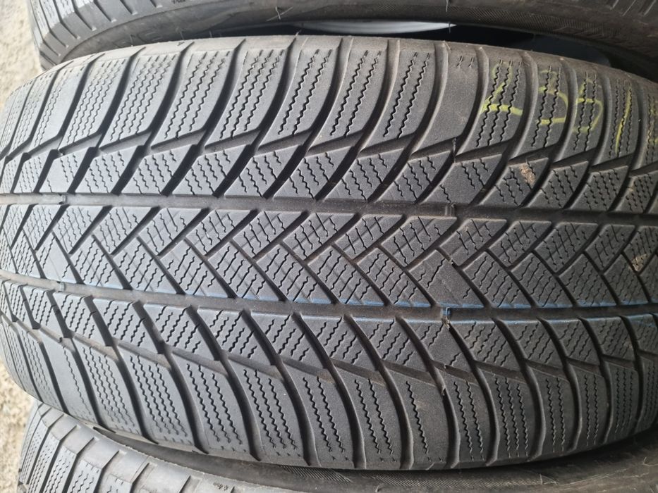 Anvelope 235 50 19 Bridgestone Blizzak LM 001 Iarna Dot 2022