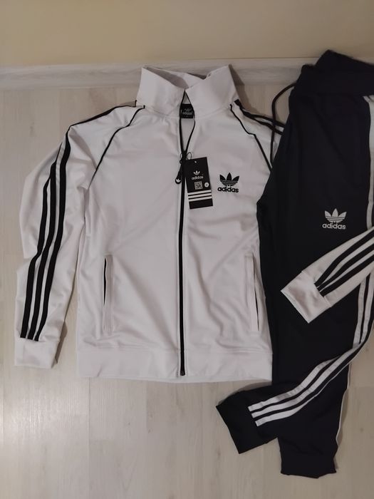 Trening dama Adidas.