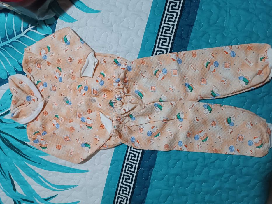 Бебешки дрехи от 0 до 6 месеца