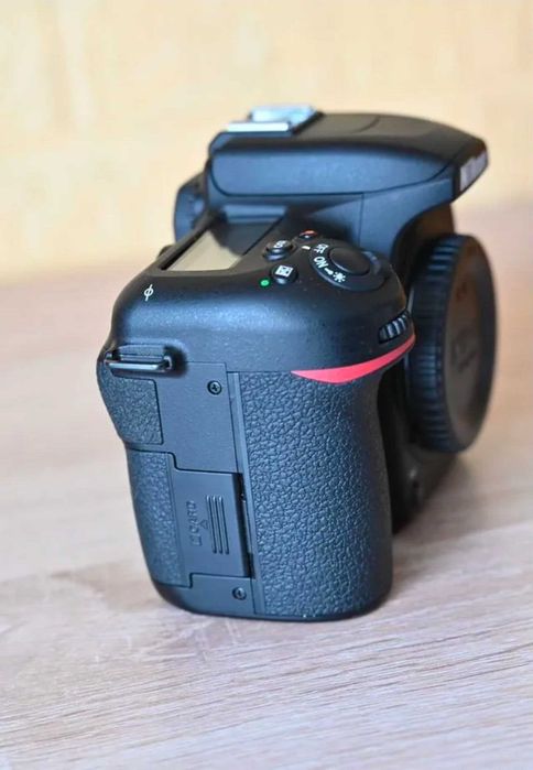 Nikon D7500 новый Body