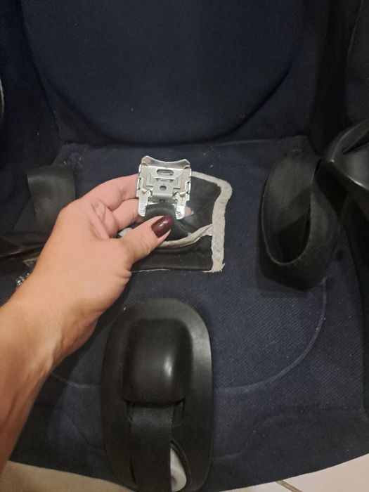 Продам автокресло