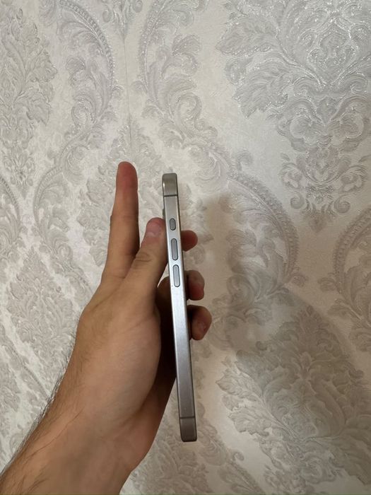 Продам 15 pro 256GB 100%
